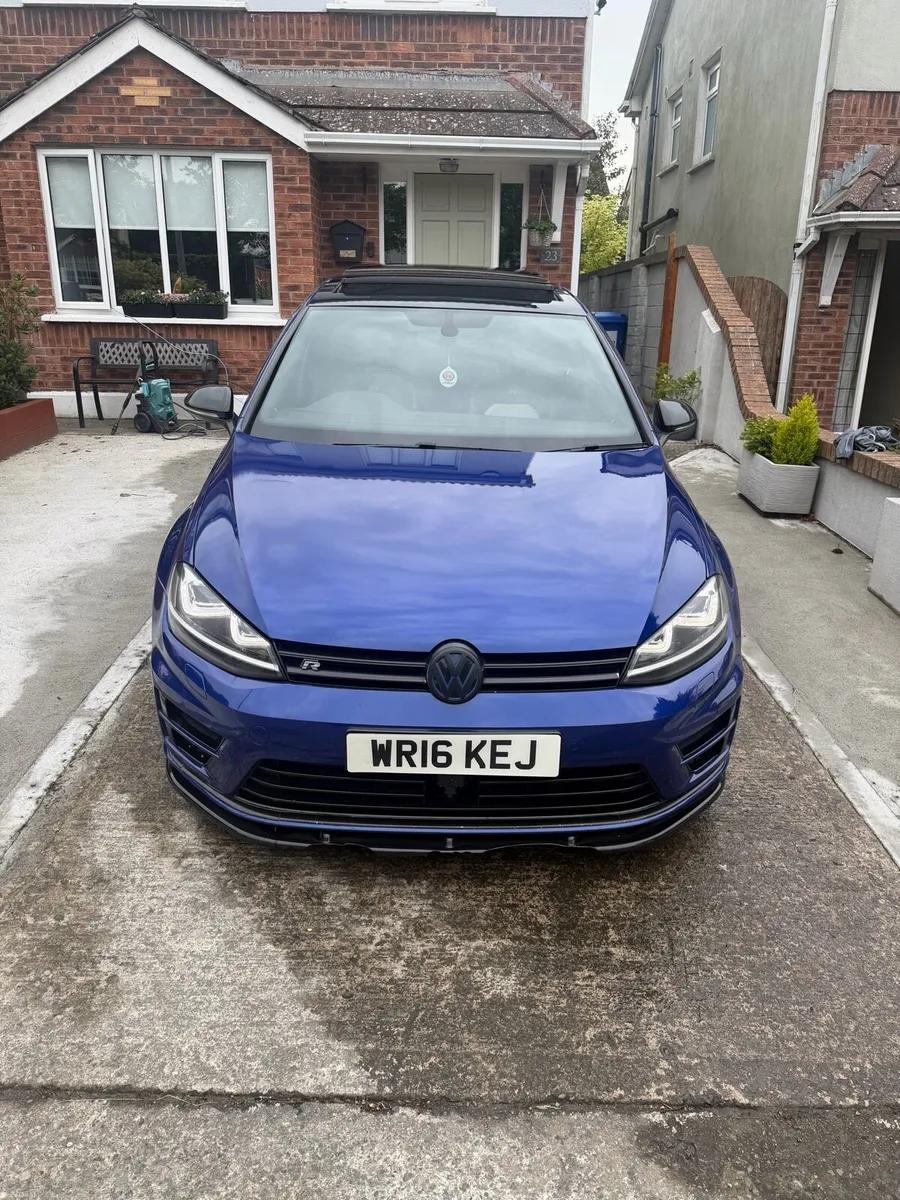 Volkswagen Golf R - Image 3