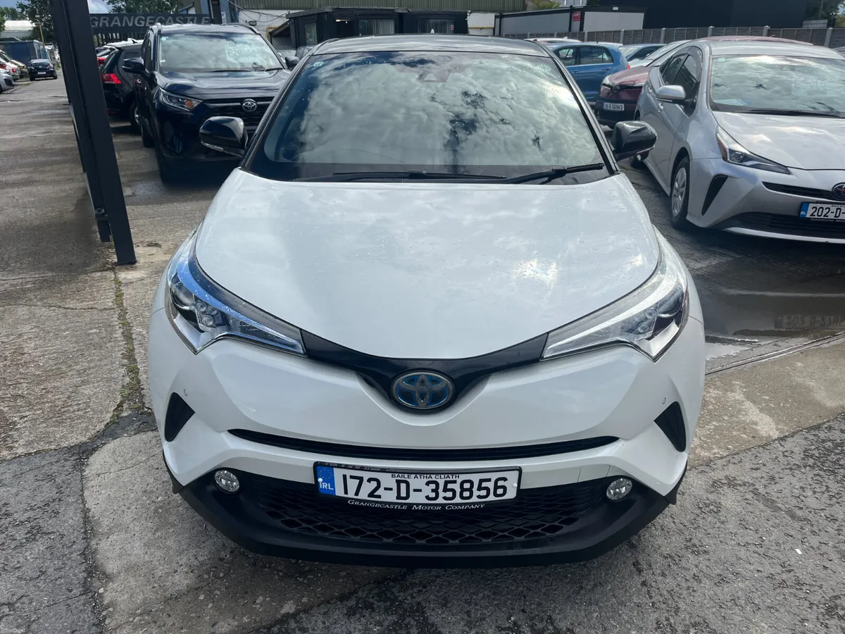 TOYOTA CHR 2017, 1.8 HYBRID AUTO LOW KM HIGH SPEC - Image 2