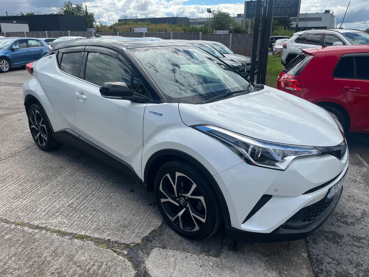 TOYOTA CHR 2017, 1.8 HYBRID AUTO LOW KM HIGH SPEC - Image 1