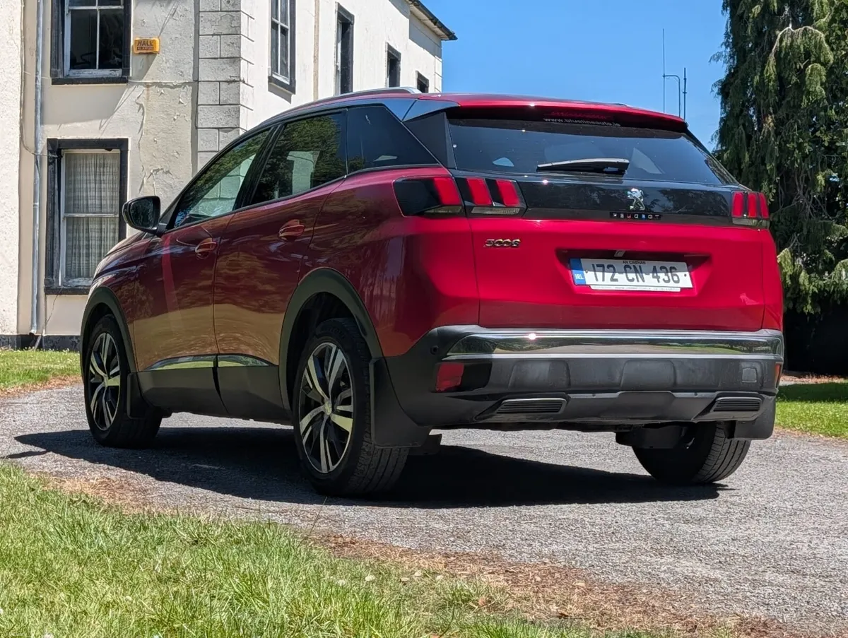 2017 PEUGEOT 3008 ALLURE 1.6 BLUE HDI 120 4 4DR - Image 4