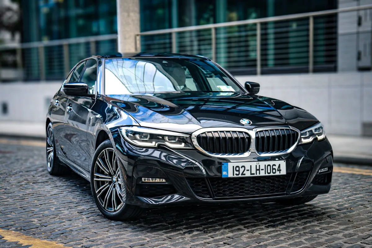 BMW 330e M Sport PHEV // Low Km // Warranty - Image 6