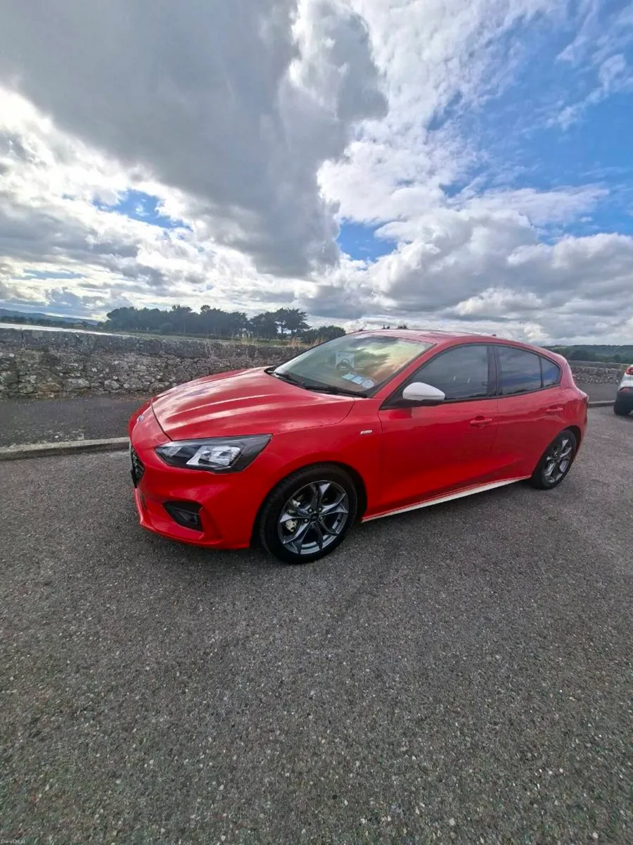 201 Ford Focus ST Line - Image 2