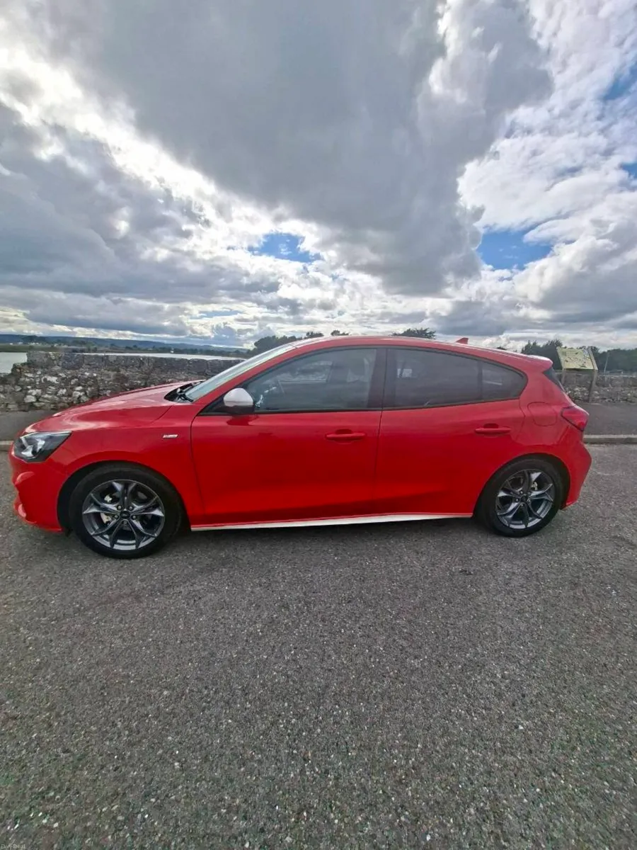 201 Ford Focus ST Line - Image 4