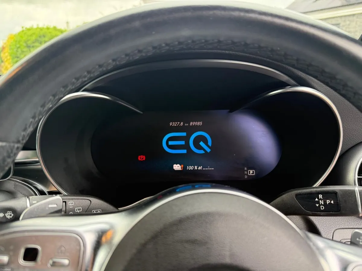 2022 Mercedes-Benz GLC 300de  | PHEV - Image 3
