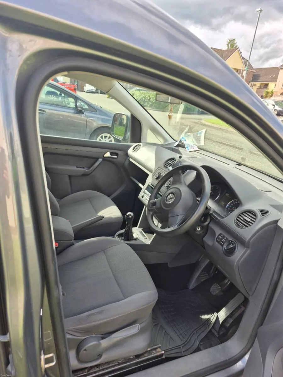 VW Caddy Maxi Life 7 seater NCT Sep 2027 - Image 3