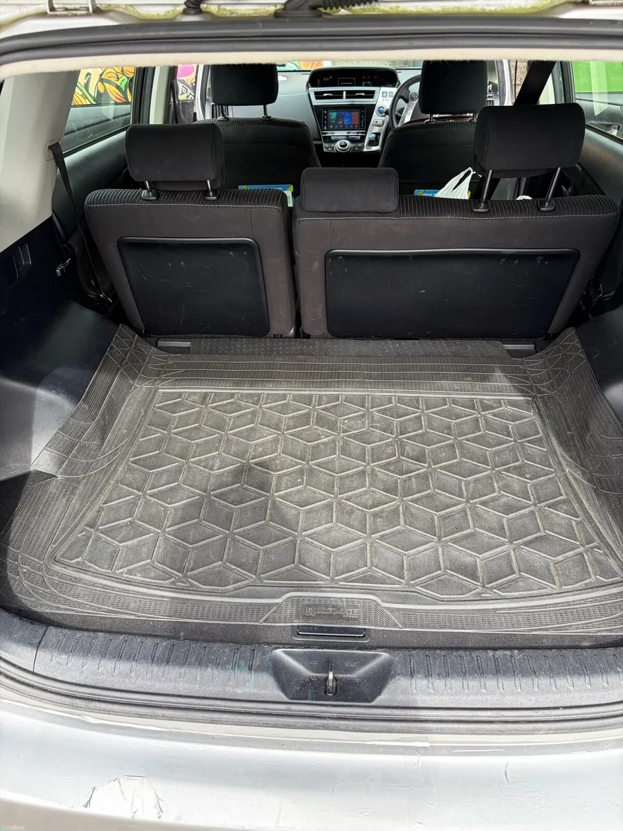 Prius - Image 3