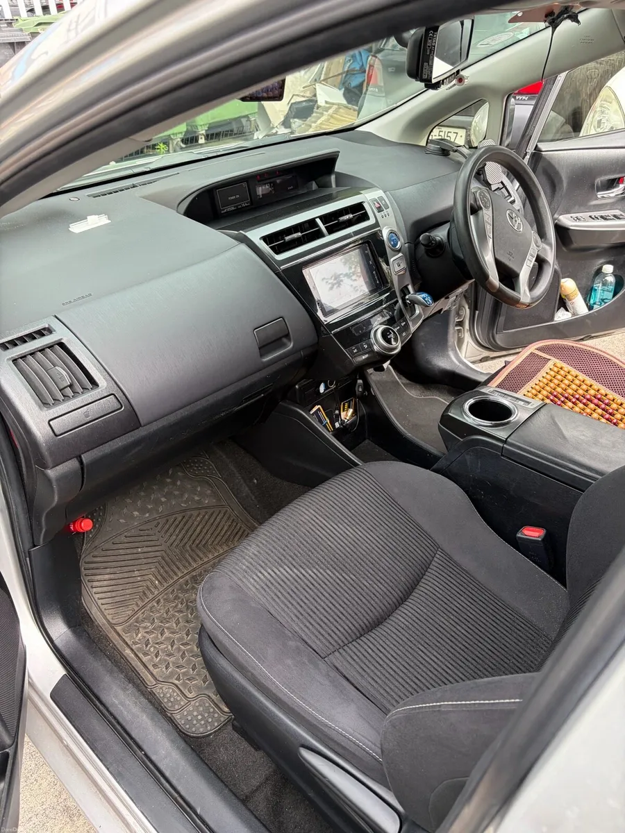 Prius - Image 4