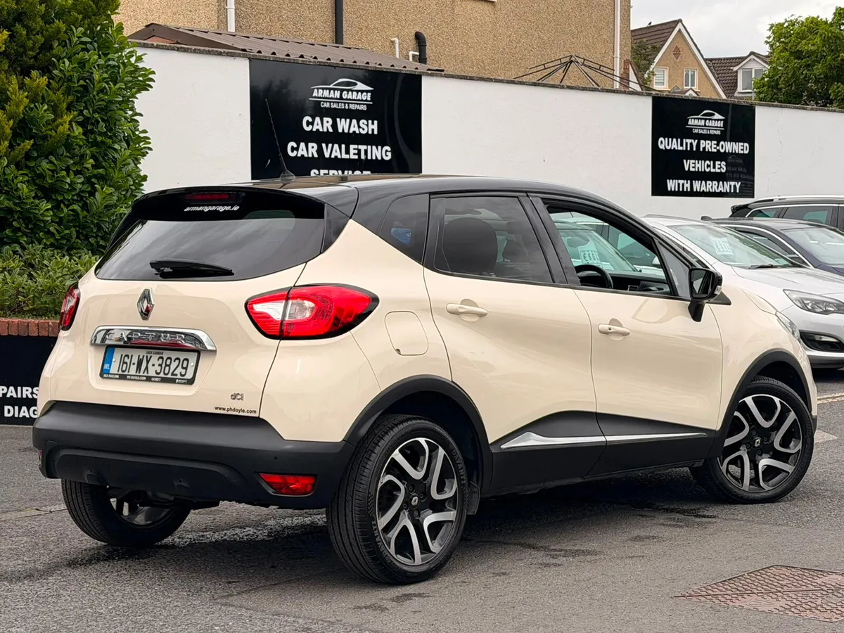 Renault Captur 2016 1.5 Diesel Manual - Image 3