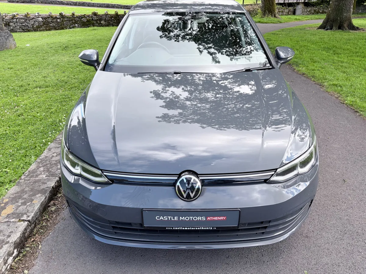 Volkswagen Golf 2022 2.0Tdi Life - Image 4