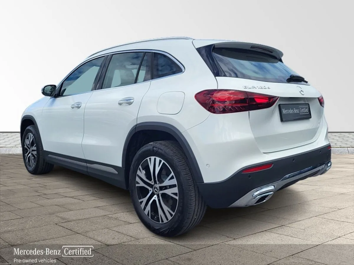 Mercedes-Benz GLA GLA180d Progressive Line PLUS AU - Image 3