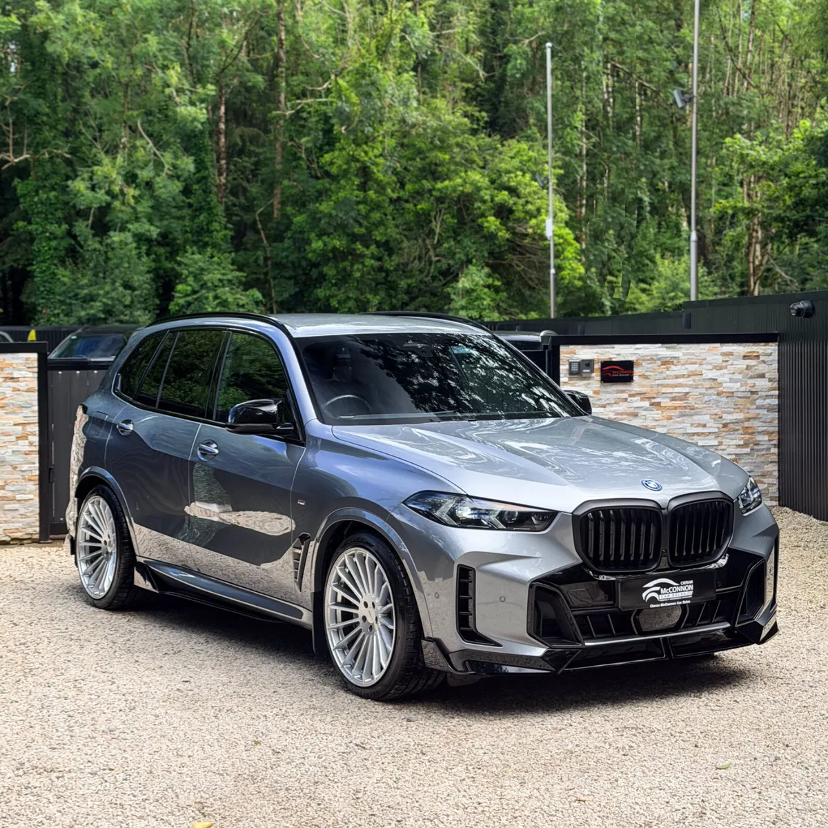 2023 (232) BMW X5 50e M Sport LCI Pro Edition – 49 - Image 1