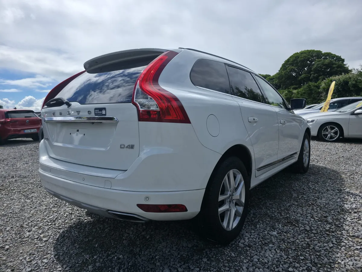 2017 Volvo XC60 D4 Classic - Image 5