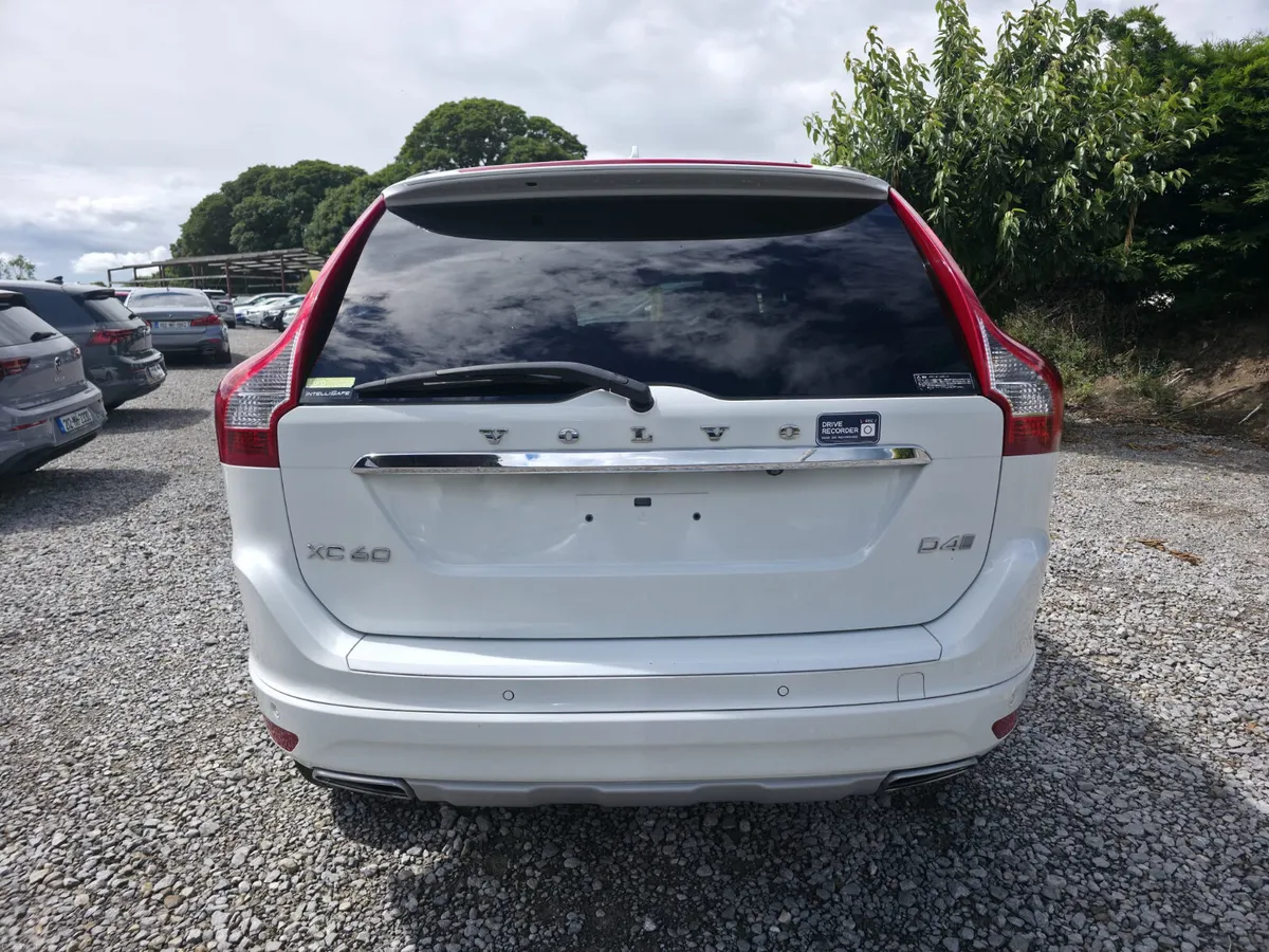 2017 Volvo XC60 D4 Classic - Image 4