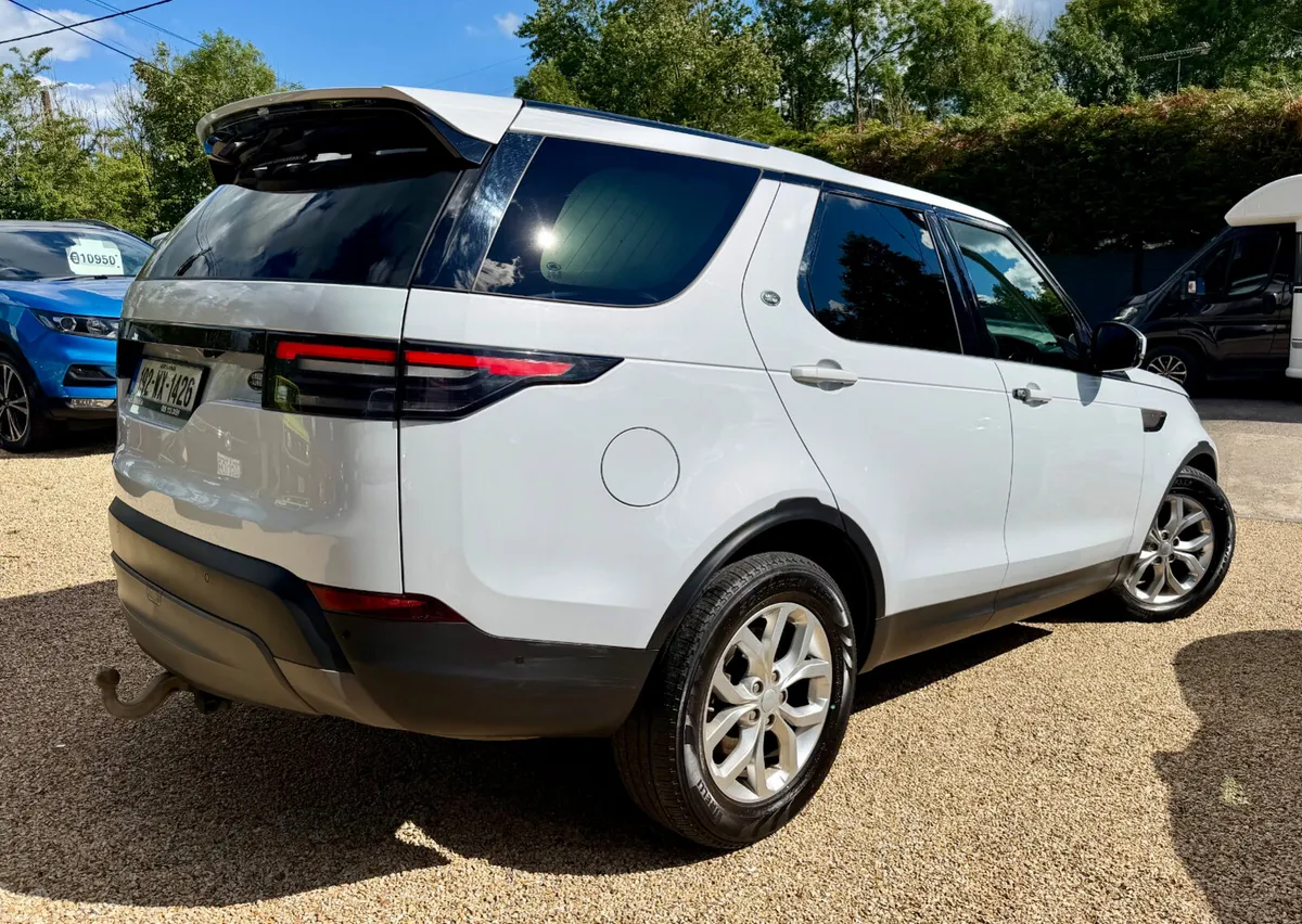 2019 Land Rover Discovery 3.0 SDV6  VAT INCLUDED - Image 3