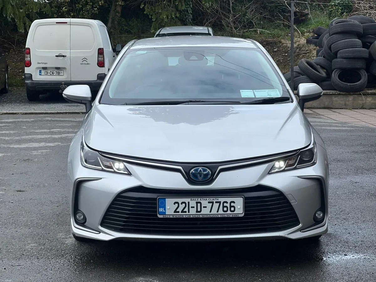 Toyota Corolla 2022 - Image 2