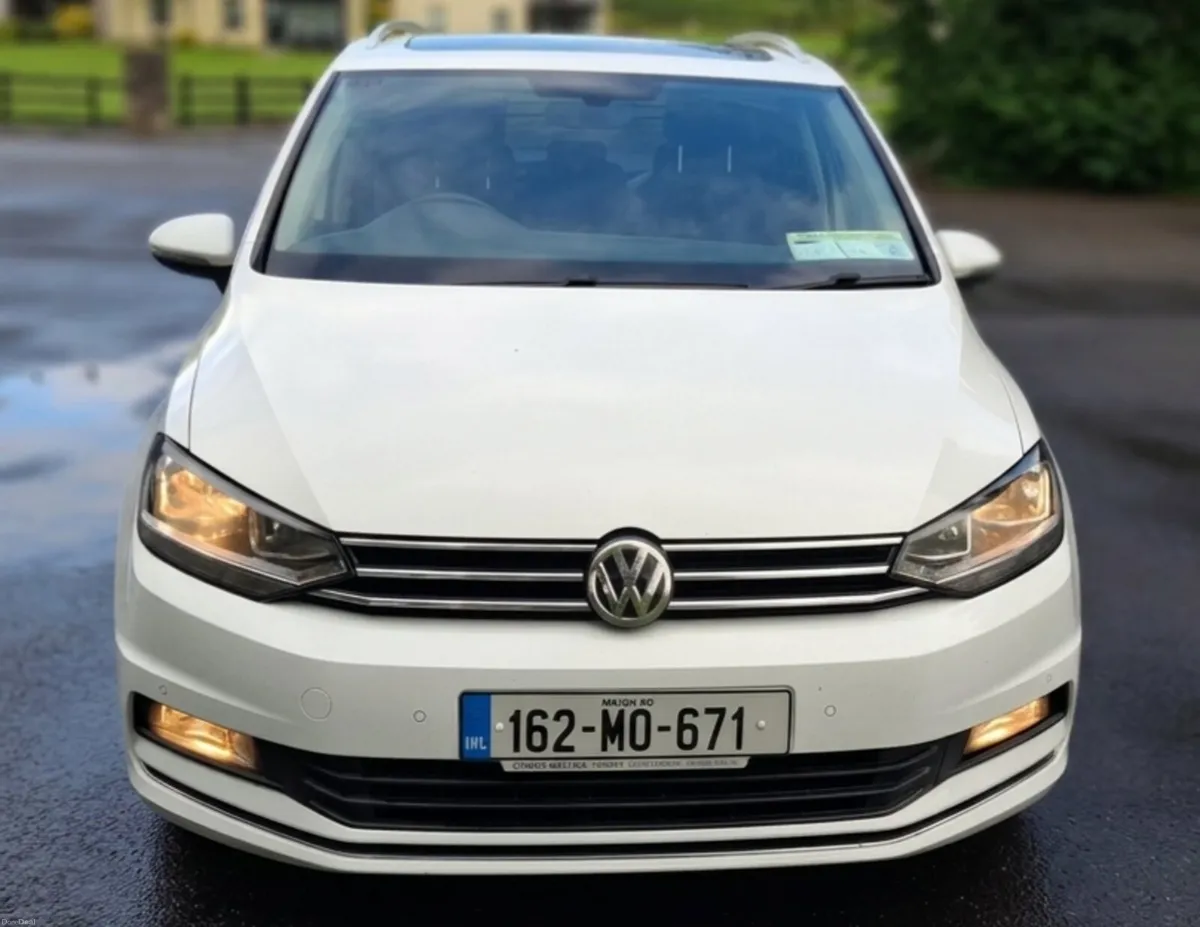 2016 Volkswsgen Touran - Image 2