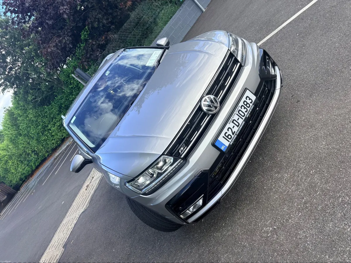 162 VW Tiguan 2.0L - R-Line - Image 1