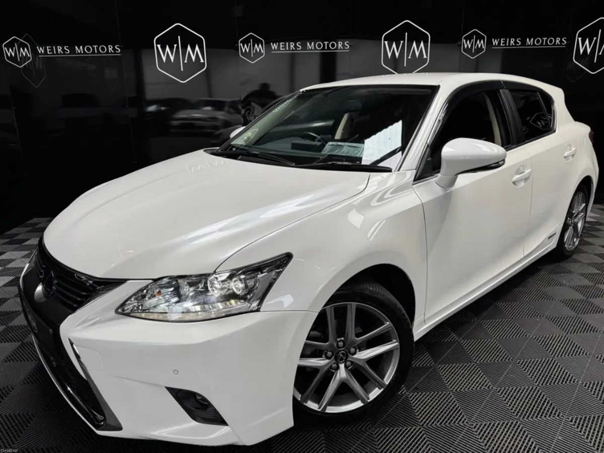 Lexus CT CT200H - Image 1