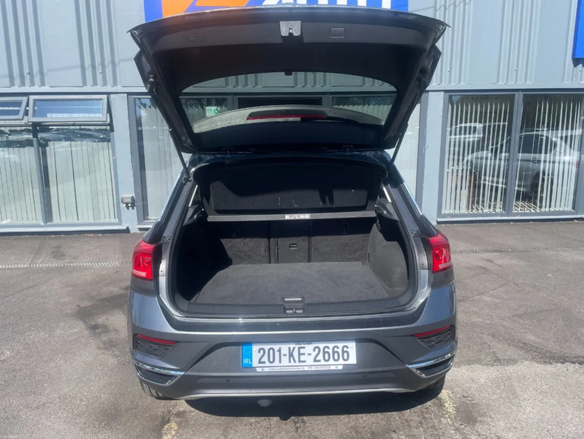 Volkswagen T-Roc DESIGN 1.6 TDI MANUAL 6SPEED FWD - Image 5
