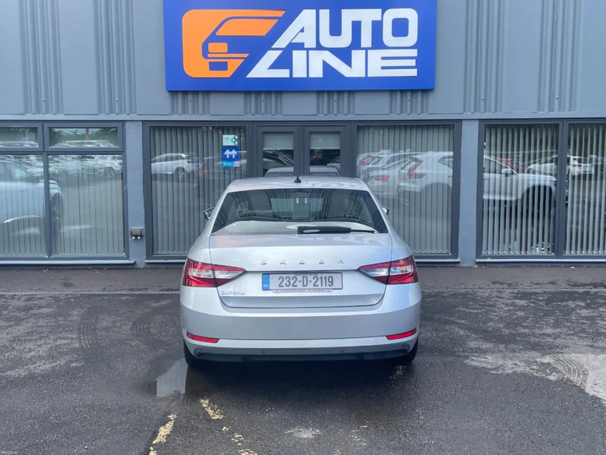 Skoda Superb AMBITION 2.0 TDI 150HP 5DR - Image 4