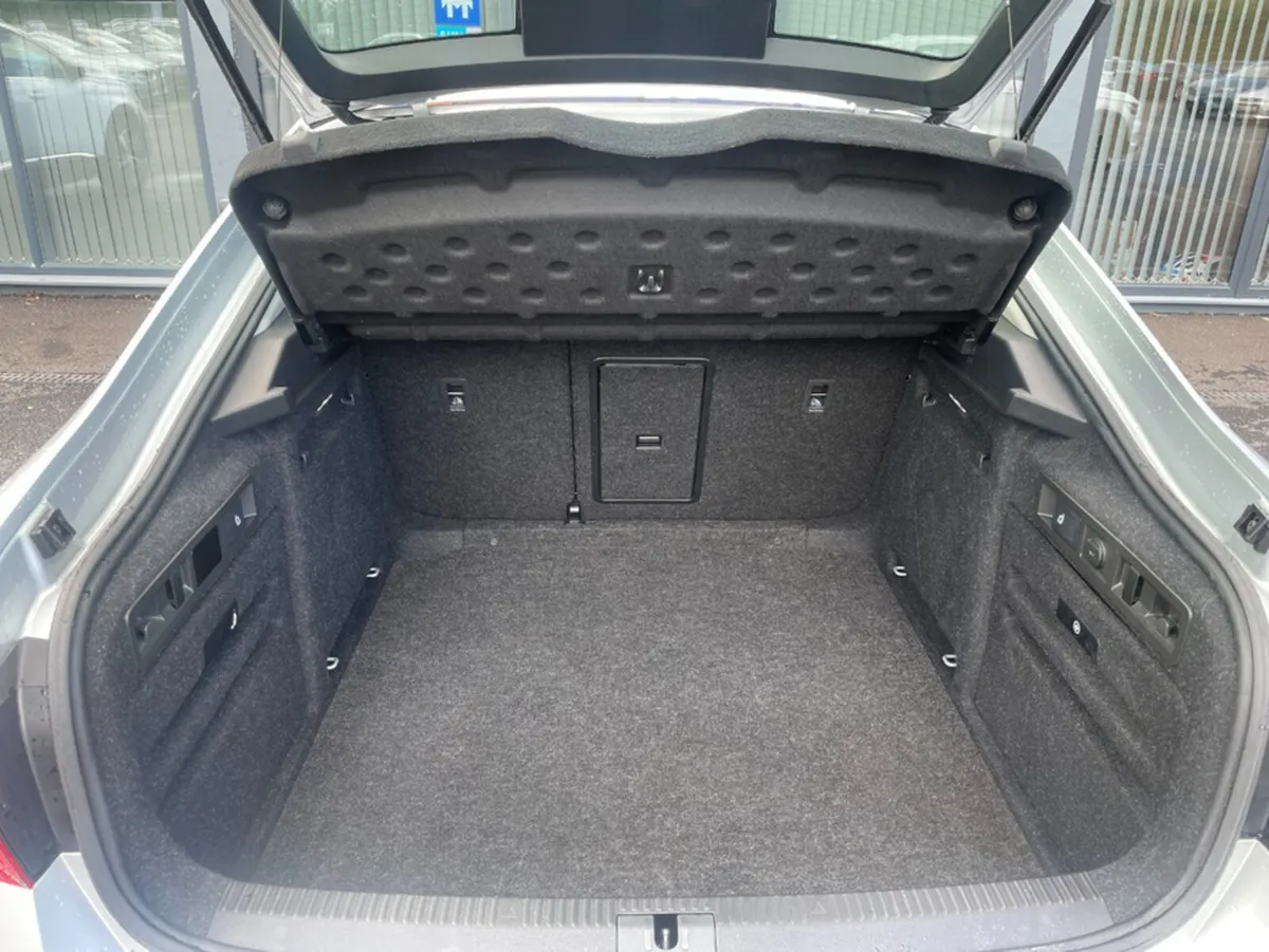 Skoda Superb AMBITION 2.0 TDI 150HP 5DR - Image 6