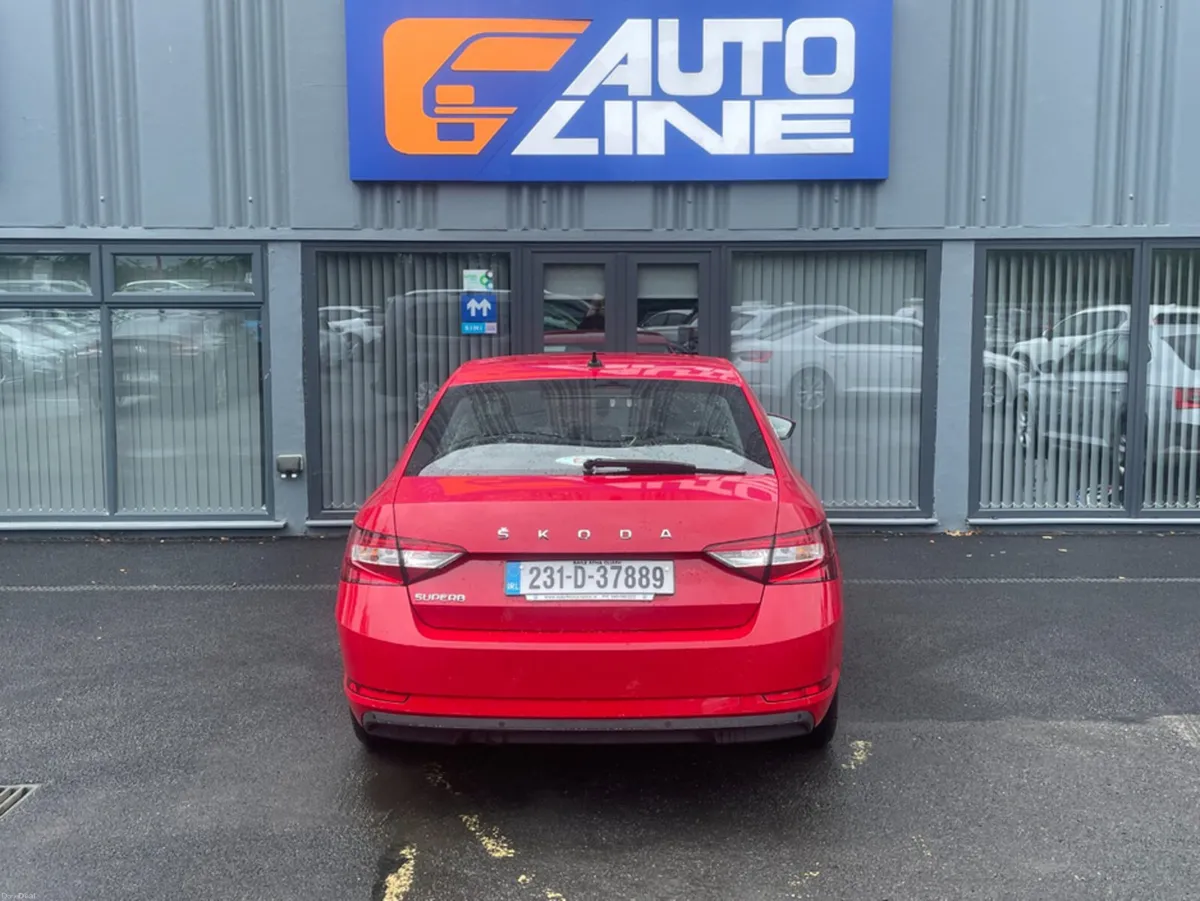 Skoda Superb AMBITION 2.0 TDI 150HP 5DR - Image 4