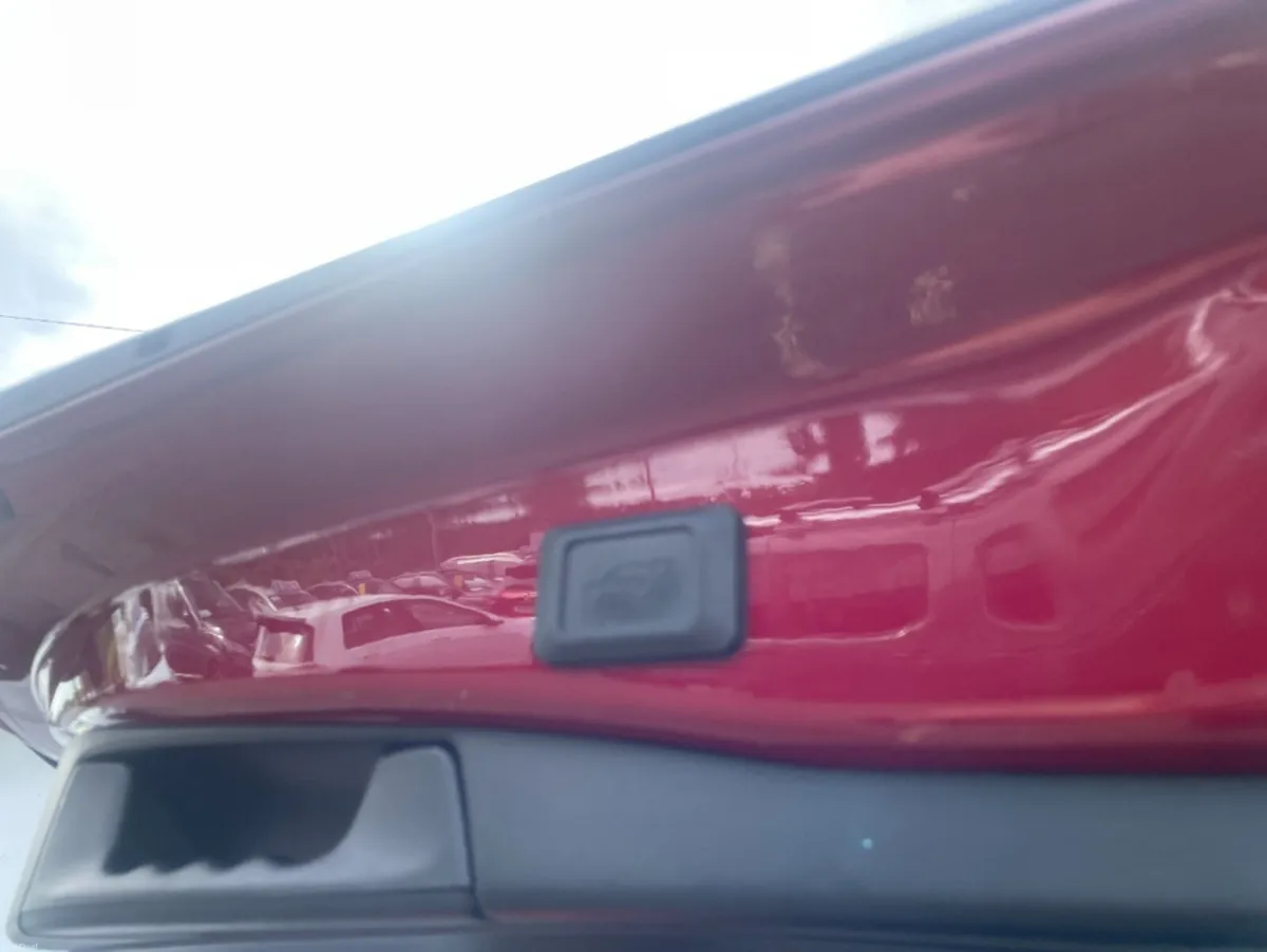 Toyota RAV4 RAV4 HYBRID LUNA 2WD 4DR AUTO - Image 6