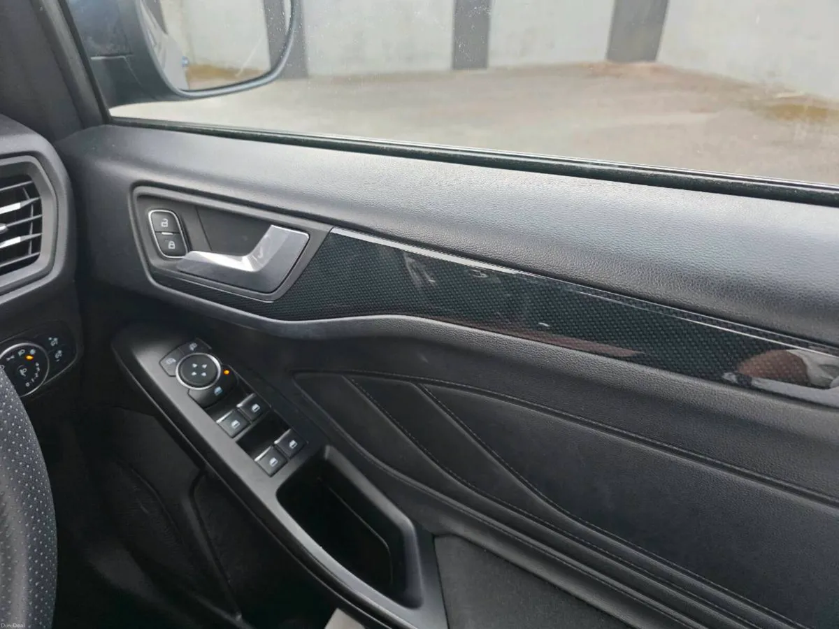 Ford Focus ST Line - Image 3