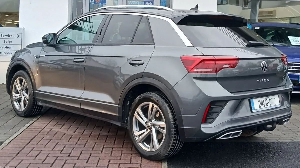 Volkswagen T-Roc R-Line 2.0 TDI M6F 116HP **REAR V - Image 4