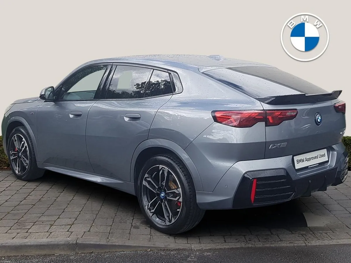 BMW iX2 eDrive20 M Sport - Image 2