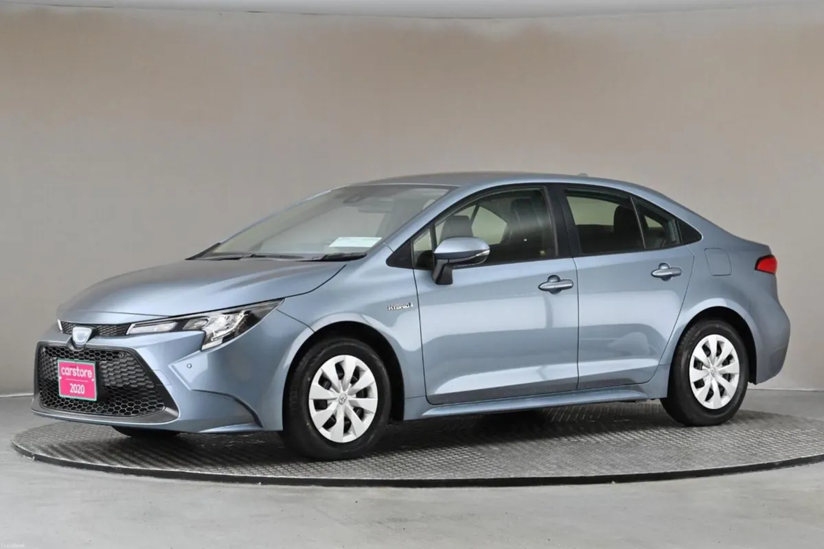 Toyota Corolla 1.8 HYBRID SALOON **RREVERSE CAM**P - Image 4