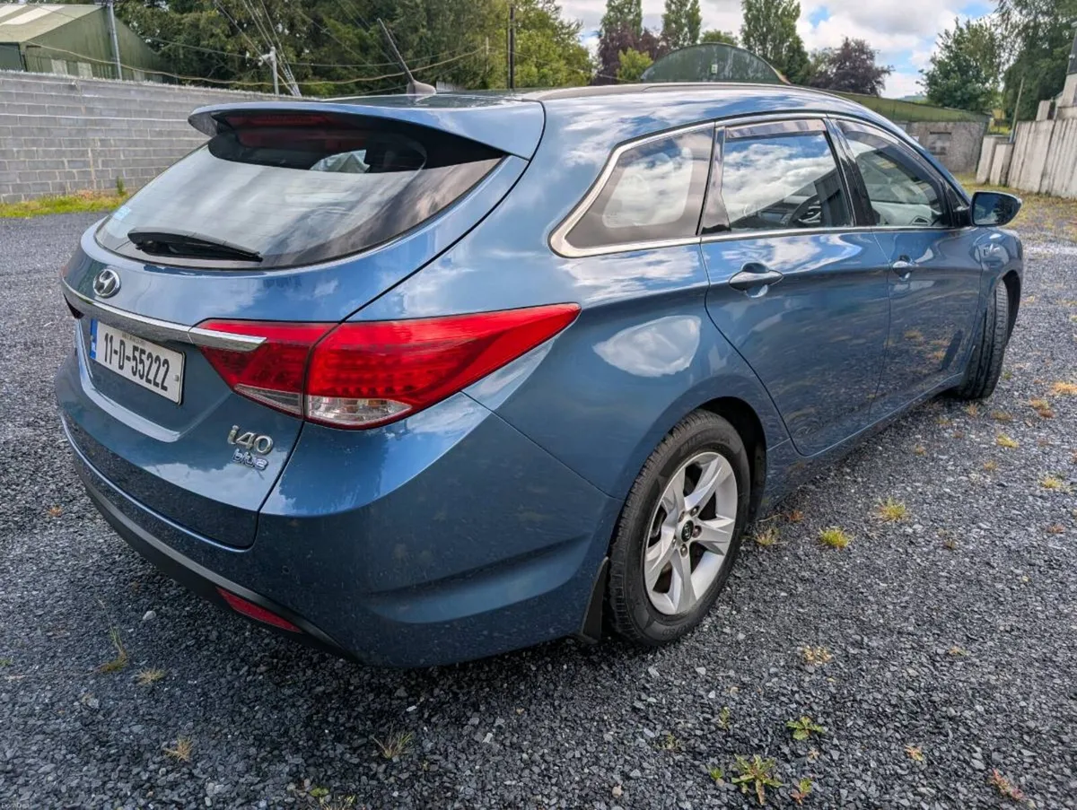 Hyundai i40 2011 low mileage - Image 3