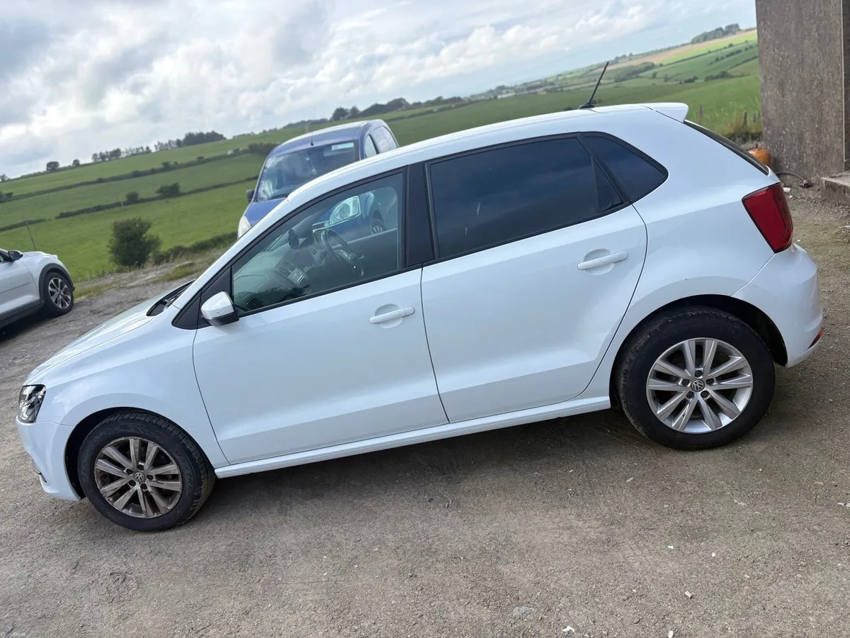 Volkswagen Polo 2016 - Image 1