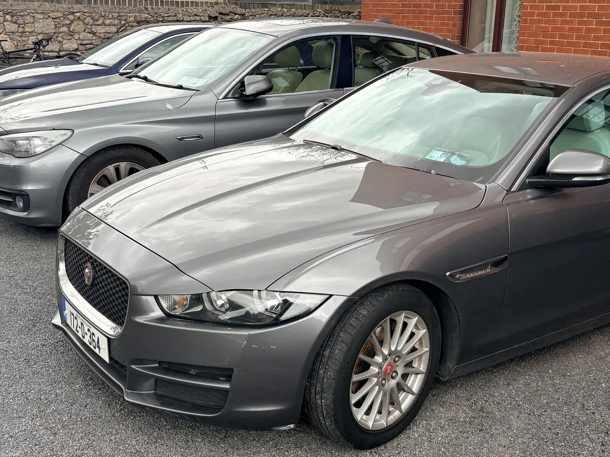 Jaguar XE 2017 - Image 5