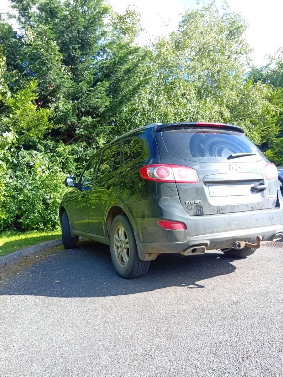 Hyundai Santa fe - Image 2