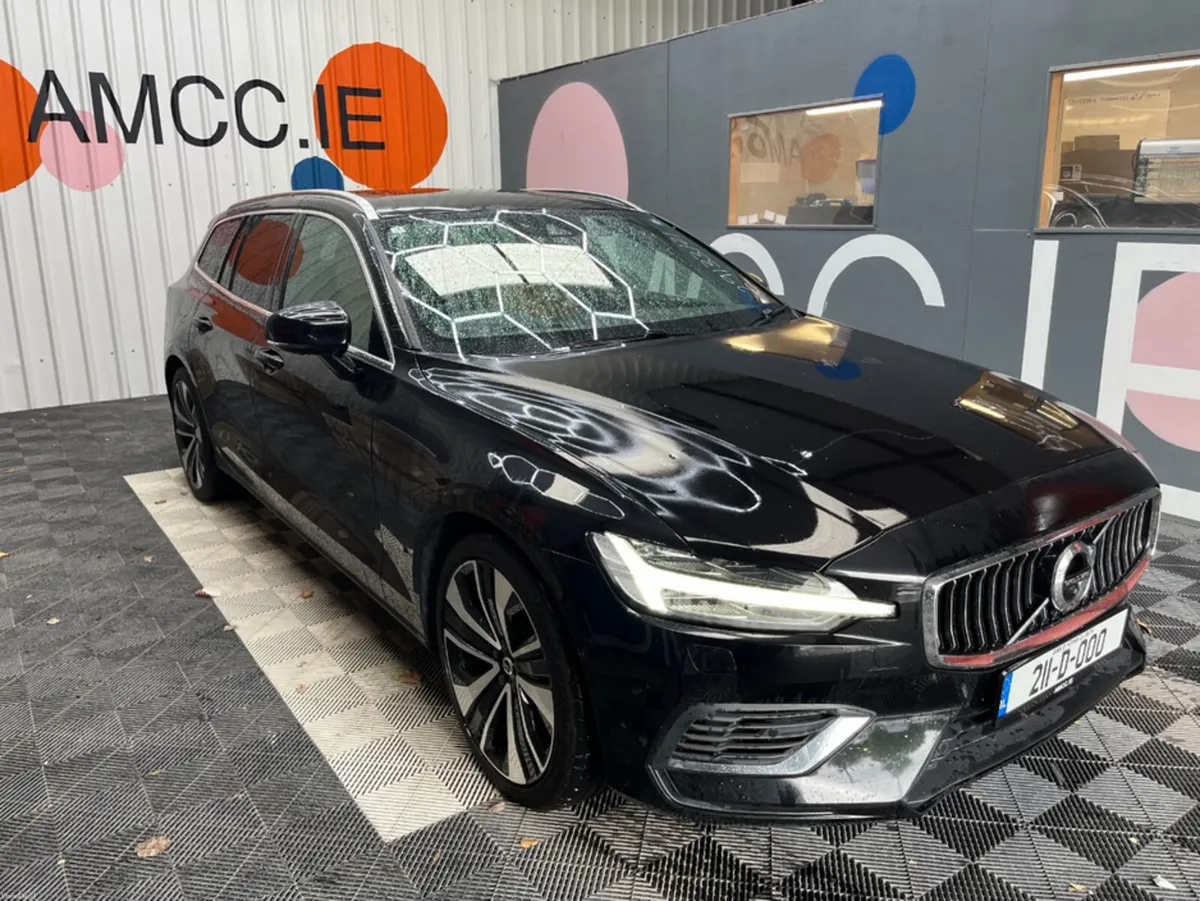 Volvo V60 €32950 2021 VOLVO V60 T6 PLUG-IN 2.0 AUT - Image 1