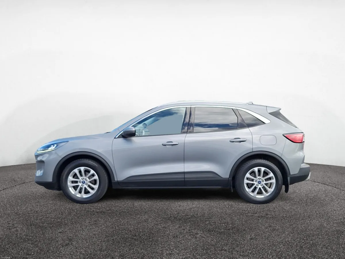 Ford Kuga TITANIUM 1.5 TD 120 S6.2 M6 F 4DR - Image 3