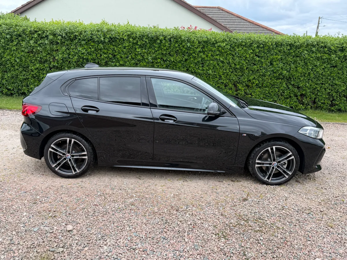 222 BMW 118d Msport 2.0 AUTO - Image 3