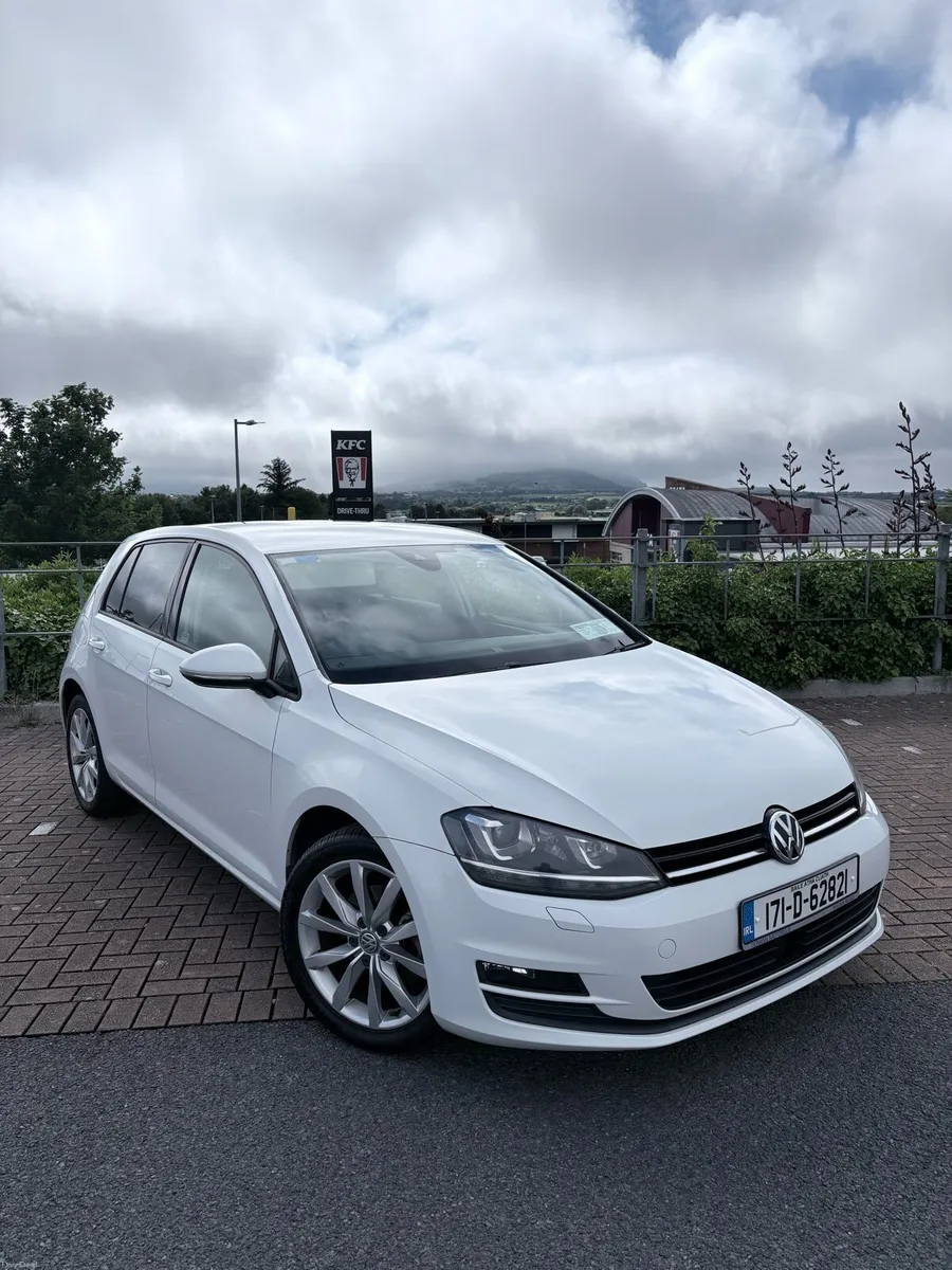 2017 VW Golf - Image 1