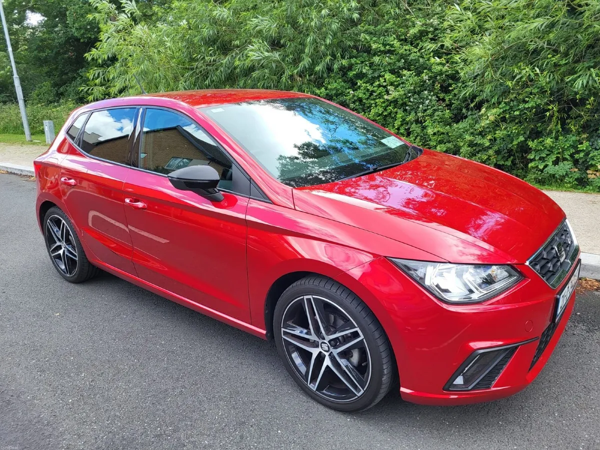 SEAT Ibiza FR 1L TSI 110hp – only 21,800 km - Image 6