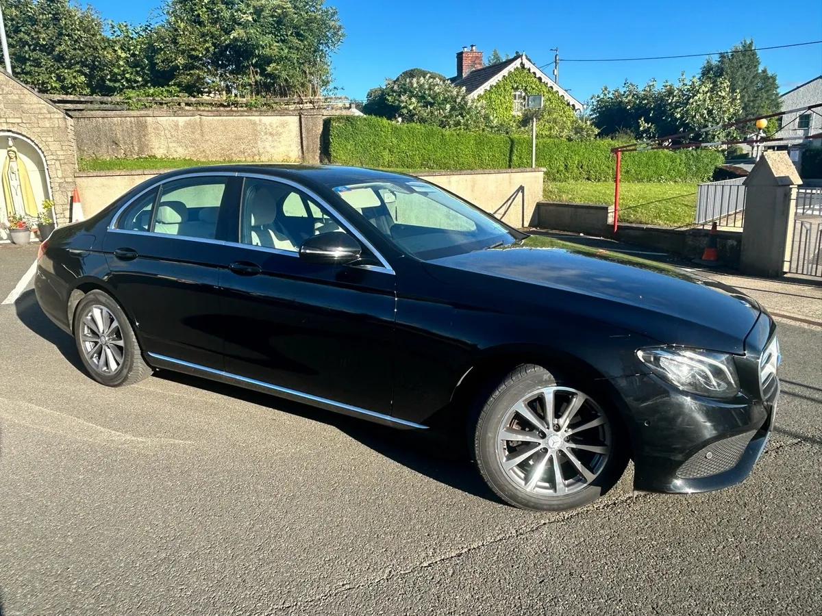 Mercedes - Image 2