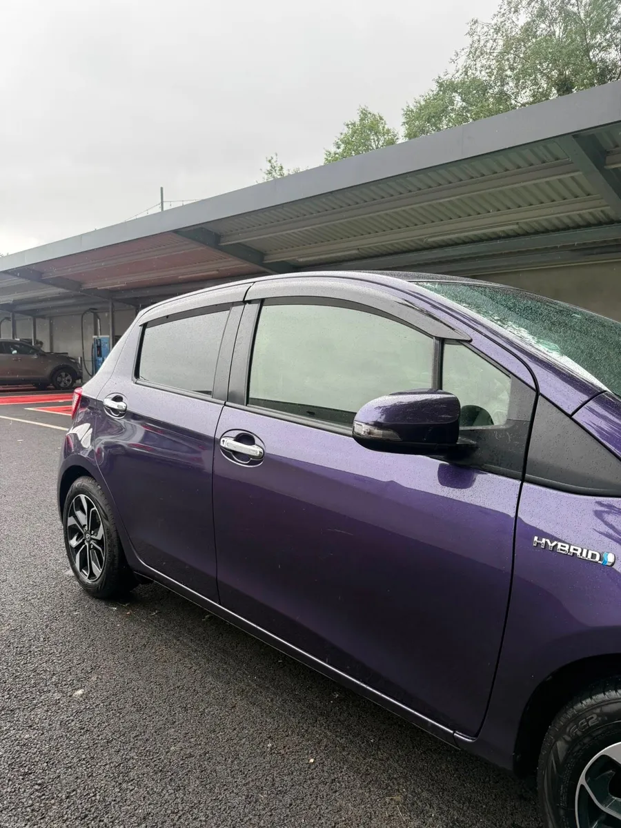 2019 toyota yariz/vitz 1.5 hybrid automatic - Image 2