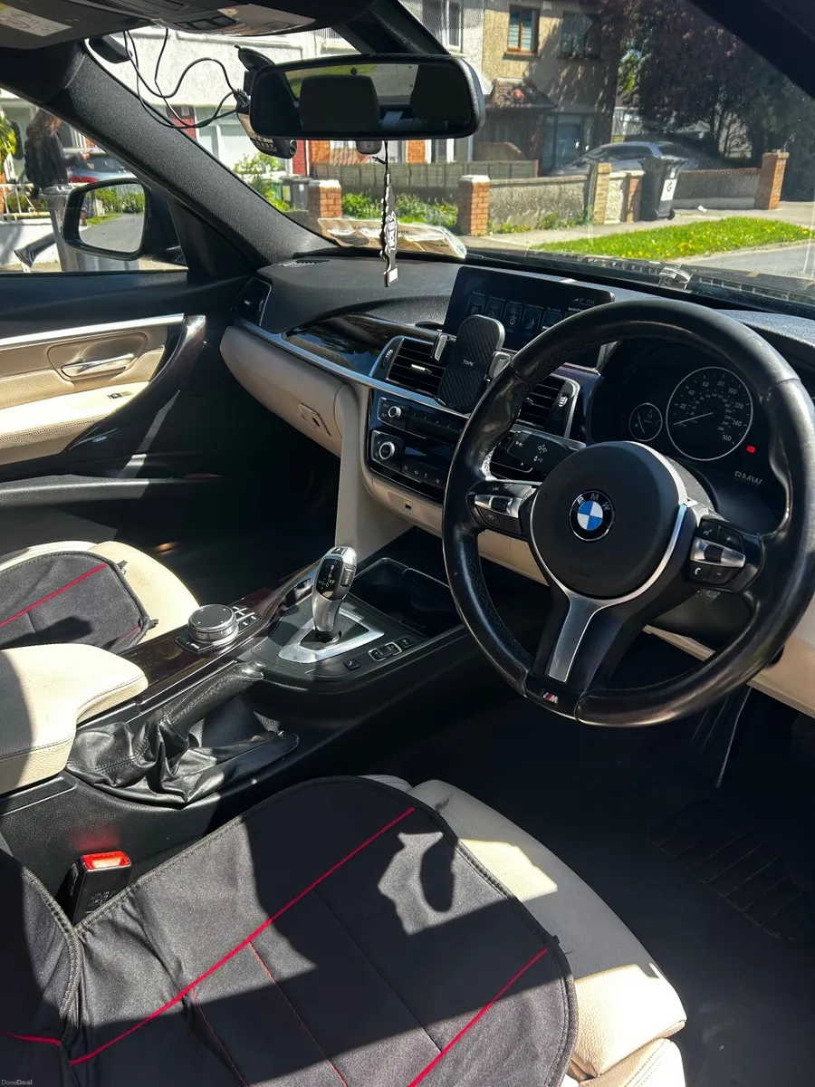 2017 BMW 3-Series - Image 6
