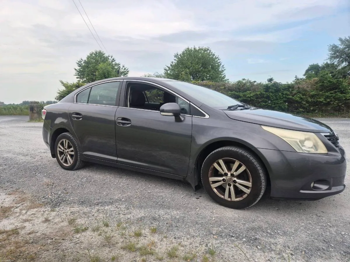 2010 TOYOTA AVENSIS FSH €1234 - Image 3