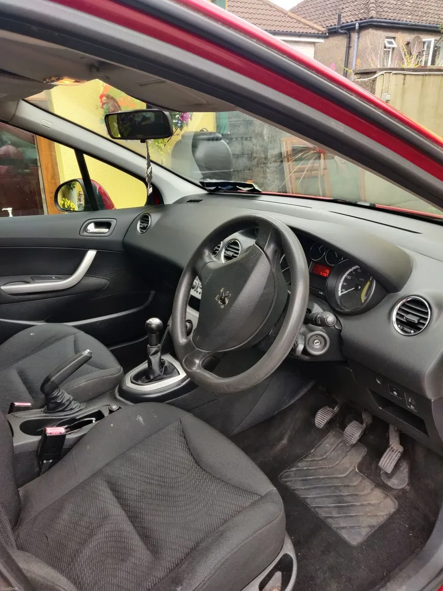 Peugeot 308 2008 - Image 4