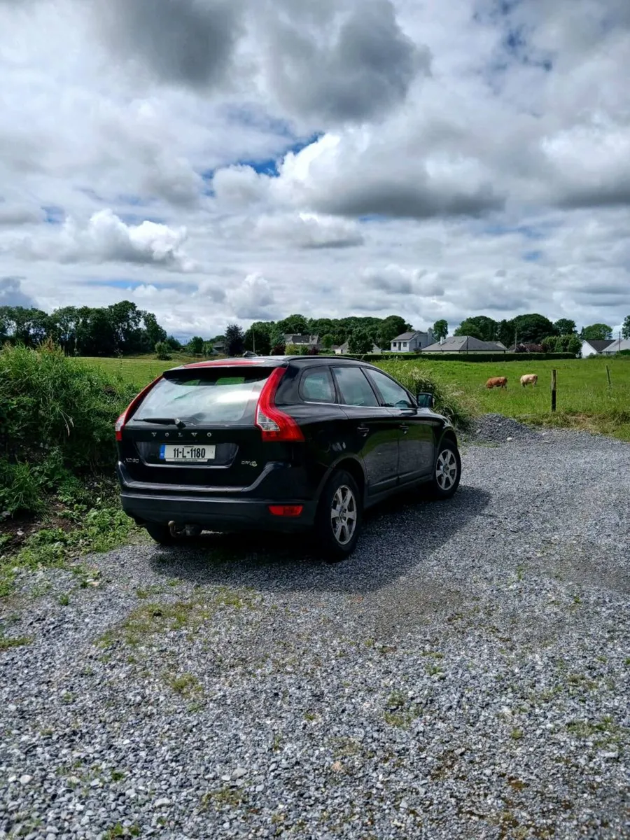 Volvo xc60 2l - Image 2