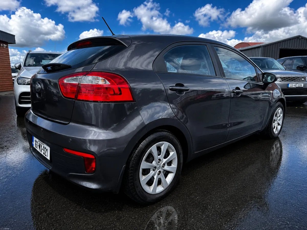 16 Kia Rio 1.2 low kms great starter car - Image 3
