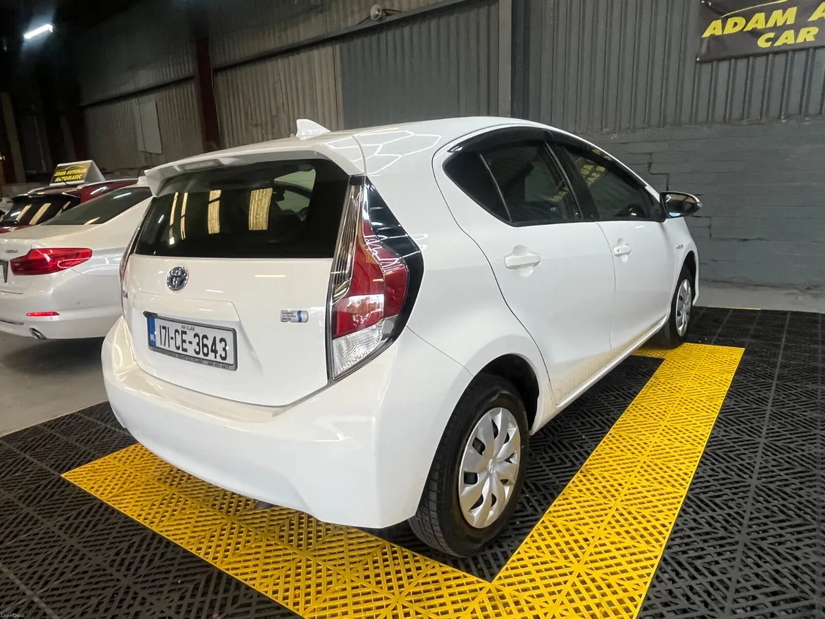 Toyota Aqua 2017 - Image 4