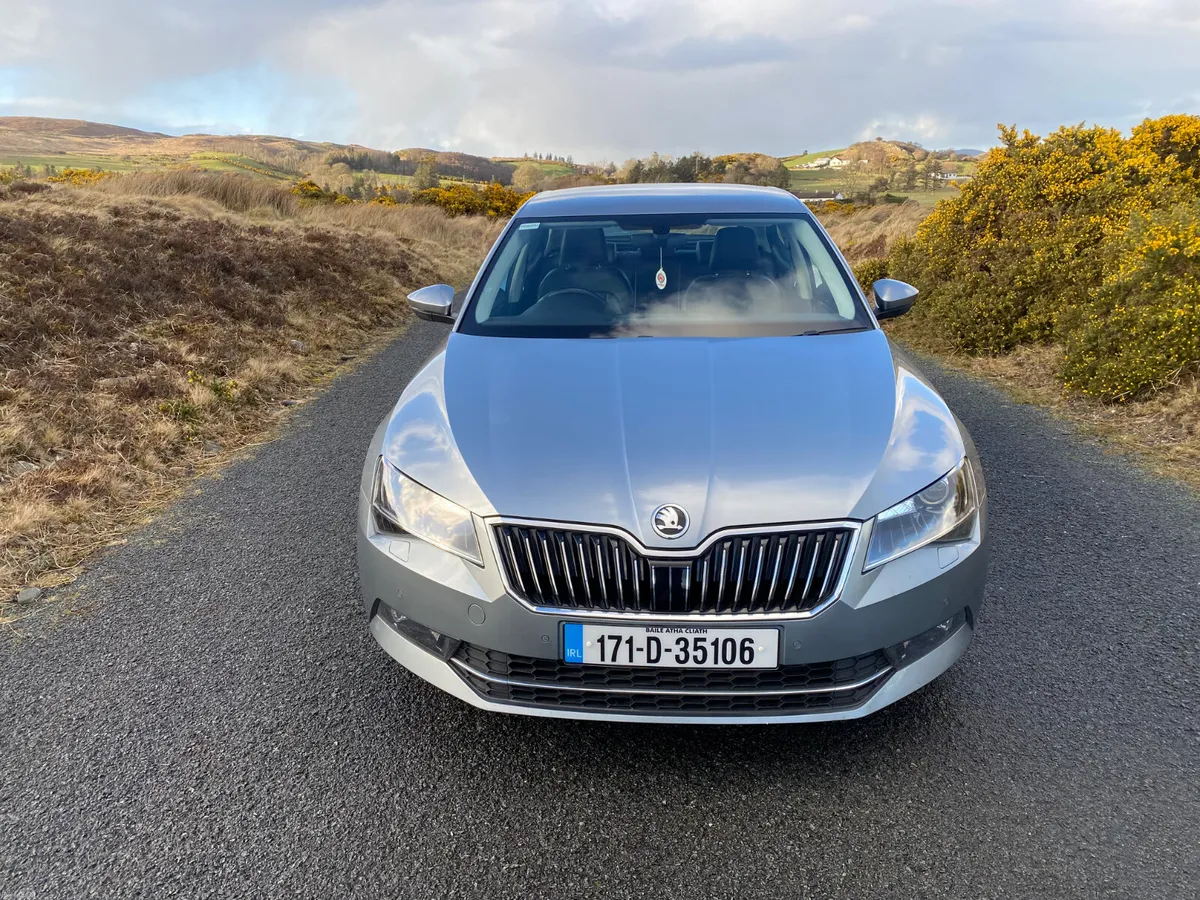 Skoda Superb 2017 style - Image 1