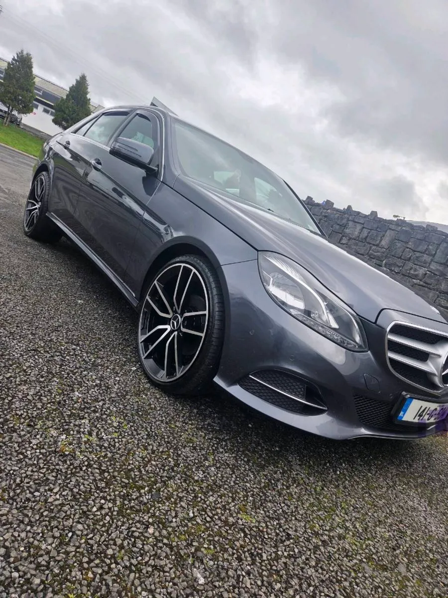 New NCT 08/27 Mercedes E220 CDI BE SE 4DR AUTO - Image 4
